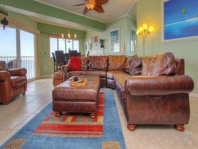 Luxury Three Bedroom on Beach and Ful Gulf Views